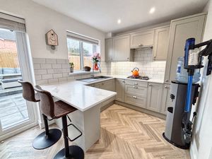 Photo 14- click for photo gallery